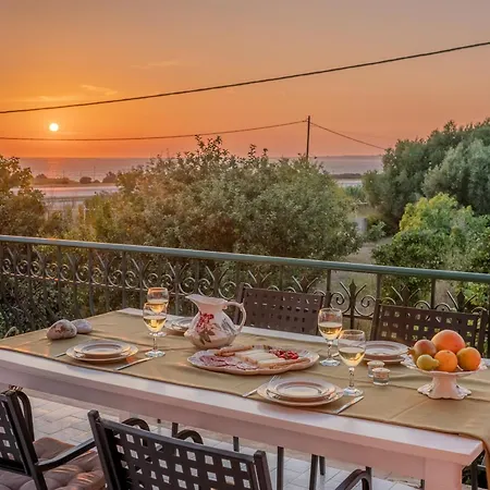 Ariadni Sea View * Μηνιά