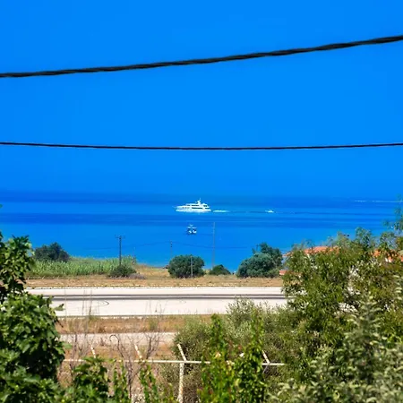 Διαμέρισμα Ariadni Sea View Μηνιά